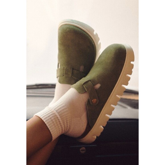 Birkenstock Boston Clogs Shoes Green Chunky Unisex Comfy Vacay Size 39 EU 8 US - Picture 1 of 9